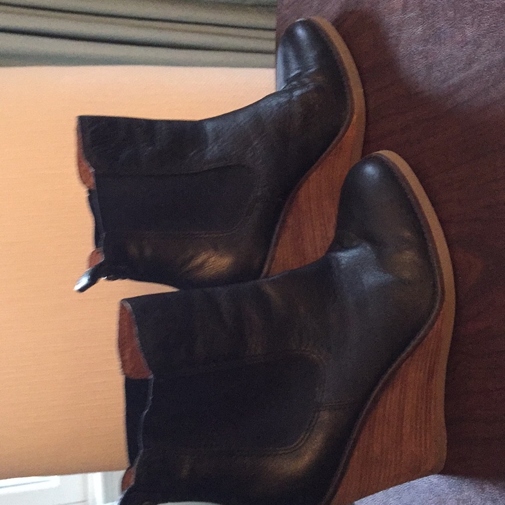 Lucky brand black leather boots